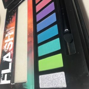 🌈Colorful eyeshadow palette🌈